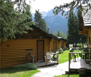 Park Gate Chalets Hotel Canmore Room photo